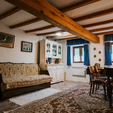 Nyugalom Az Erdo Koezepen Гостевой дом 4*