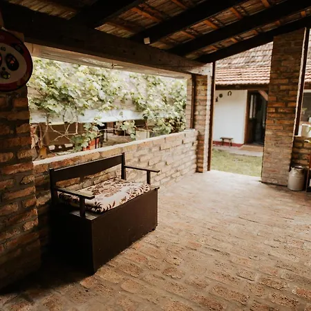 Nyugalom Az Erdo Koezepen 4*