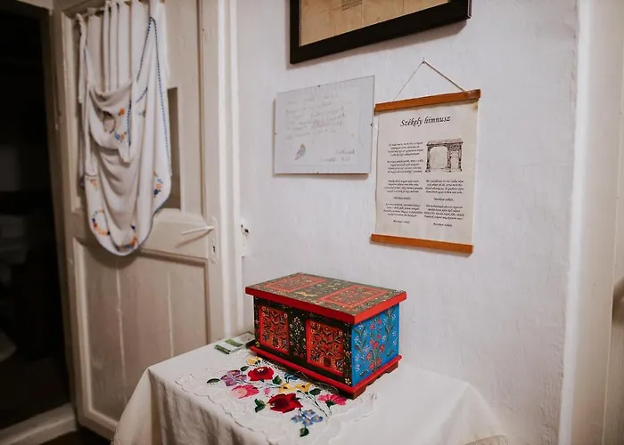 Nyugalom Az Erdo Koezepen Gasthof