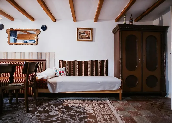 Nyugalom Az Erdo Koezepen 4*