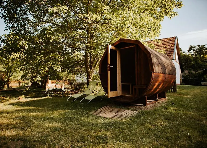 Nyugalom Az Erdo Koezepen 4* Ruzsa