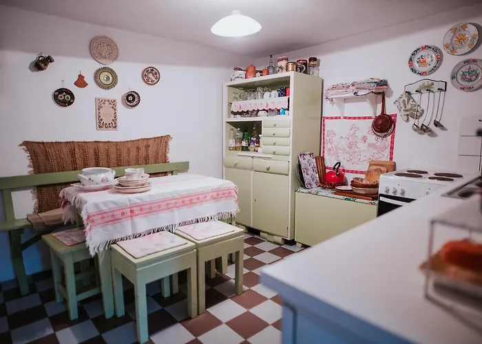 Gasthof Nyugalom Az Erdo Koezepen 4*