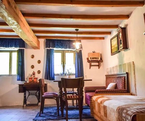 Nyugalom Az Erdo Koezepen 4*