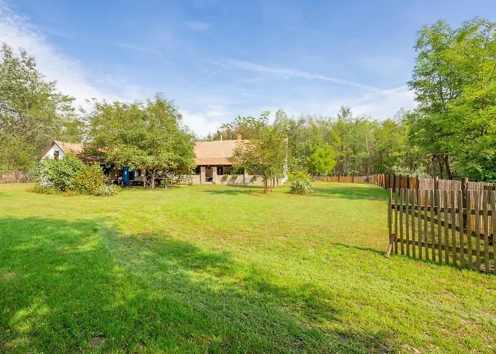 Gasthof Nyugalom Az Erdo Koezepen 4*